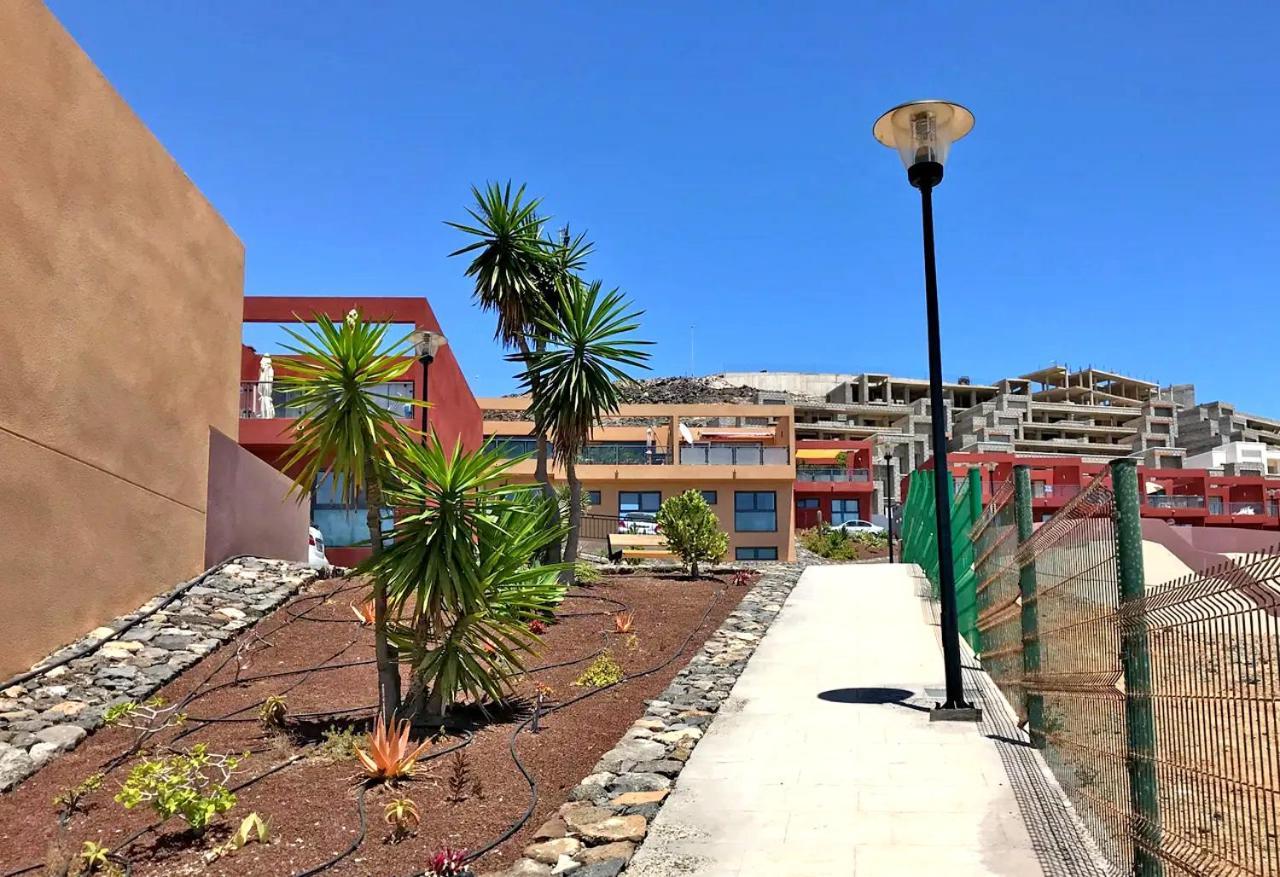 Ferienhaus Casa Caleta - Caleta Fuste - Meerblick - Pool - Glasfaserinternet Caleta De Fuste Bagian luar foto