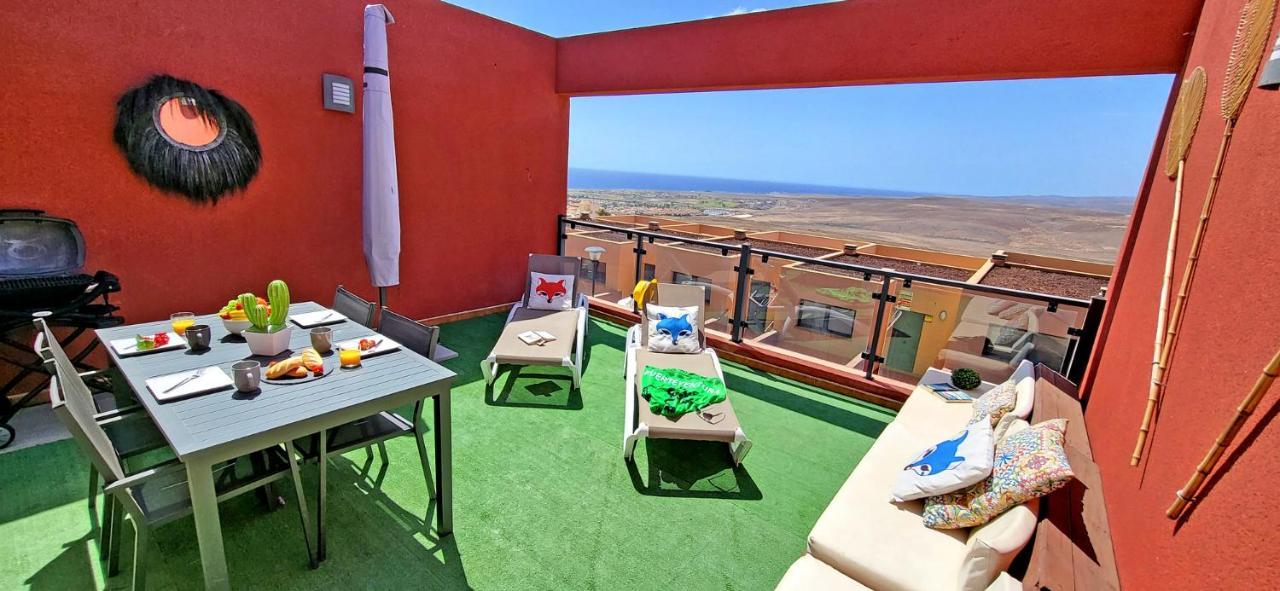 Ferienhaus Casa Caleta - Caleta Fuste - Meerblick - Pool - Glasfaserinternet Caleta De Fuste Bagian luar foto